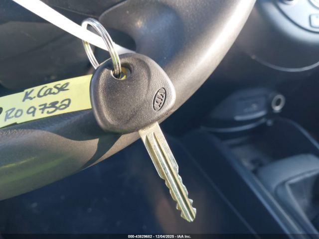 2012 KIA SOUL KNDJT2A55C7363973 Photo 10