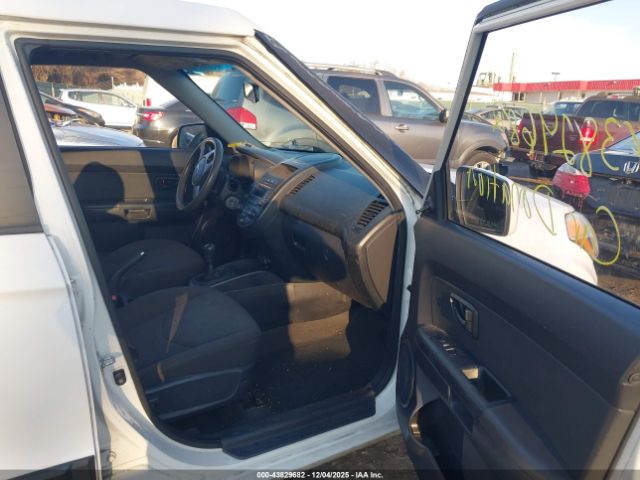 2012 KIA SOUL KNDJT2A55C7363973 Photo 4