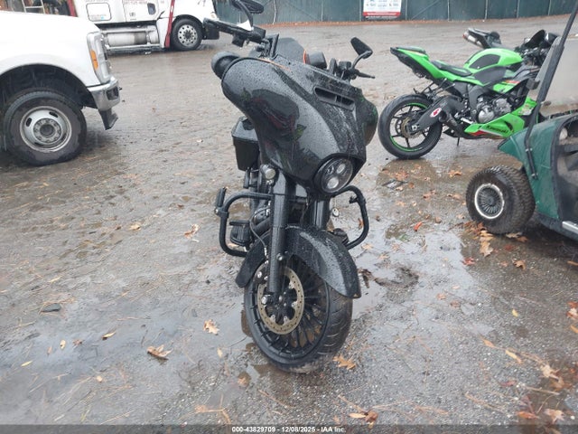 2018 HARLEY-DAVIDSON FLHXS 1HD1KRC10JB686049 Photo 4