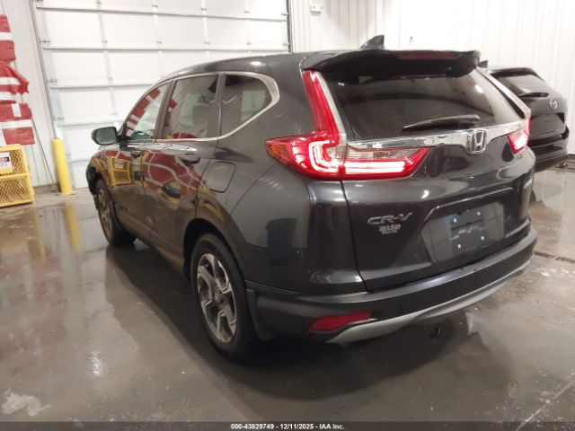 2018 HONDA CR-V 7FARW2H83JE096256 Photo 2