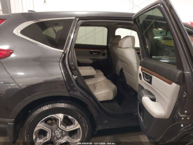 2018 HONDA CR-V 7FARW2H83JE096256 Photo 7