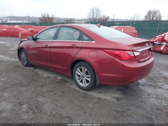 2011 HYUNDAI SONATA 5NPEB4AC5BH256866 Photo 2