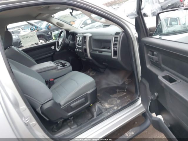 2014 RAM 1500 3C6JR6RG9EG204934 Photo 4