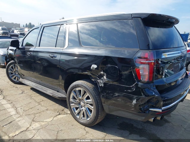 Chevrolet Suburban 4wd Premier 2021 1GNSKFKD2MR215622 Image 3