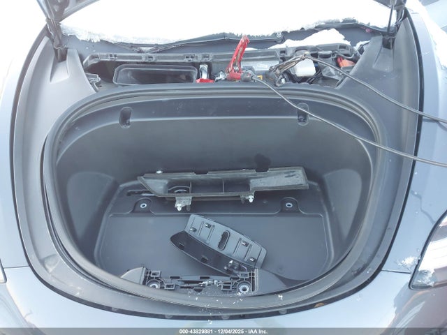 2019 TESLA MODEL 3 5YJ3E1EB1KF389038 Photo 9