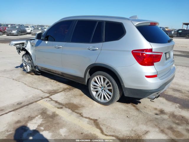 2016 BMW X3 5UXWZ7C55G0T42875 Photo 2