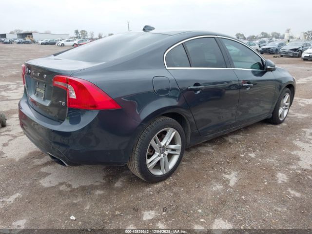 2014 VOLVO S60 YV1612FS0E2274705 Photo 3