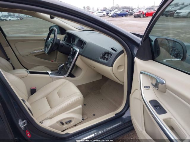 2014 VOLVO S60 YV1612FS0E2274705 Photo 4