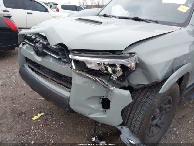 2022 TOYOTA 4RUNNER JTERU5JR9N5976841 Photo 5