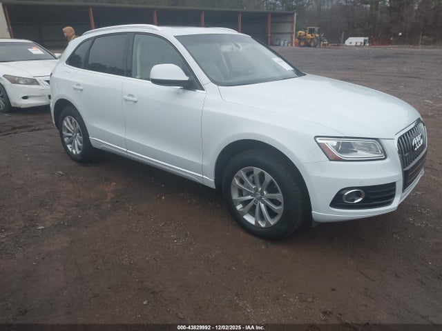 2014 AUDI Q5 WA1LFAFP2EA110923 Photo 0