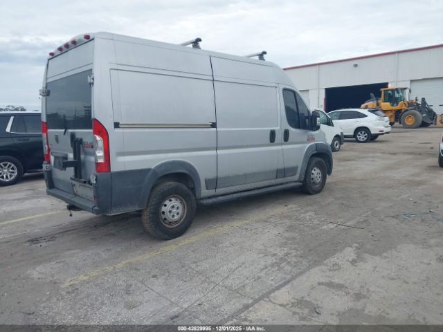 2017 RAM PROMASTER 1500 3C6TRVBG0HE514791 Photo 3