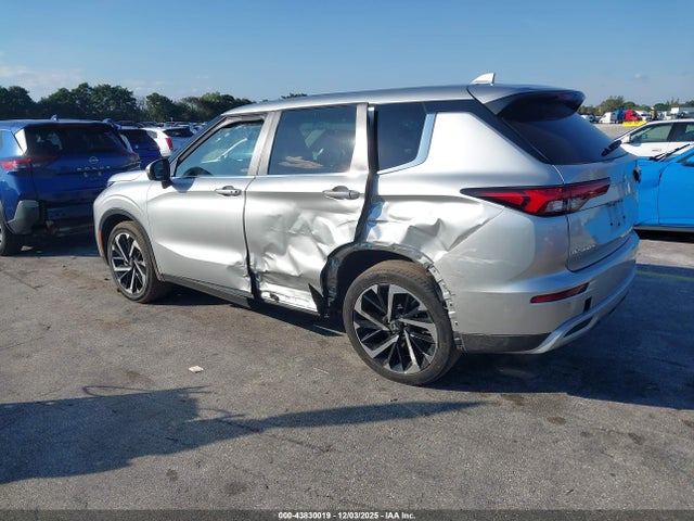 2023 MITSUBISHI OUTLANDER JA4J3UA89PZ020089 Photo 2