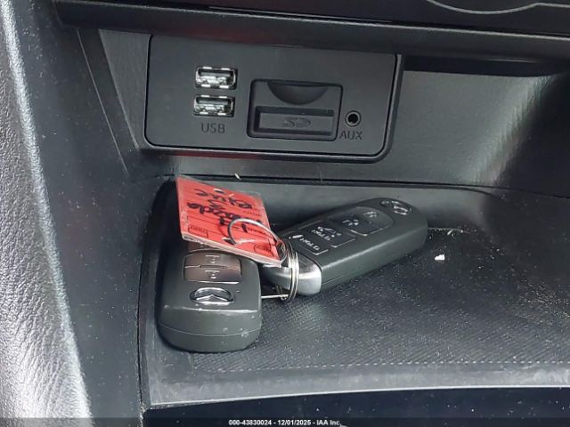 2017 MAZDA MAZDA3 JM1BN1U79H1100952 Photo 10