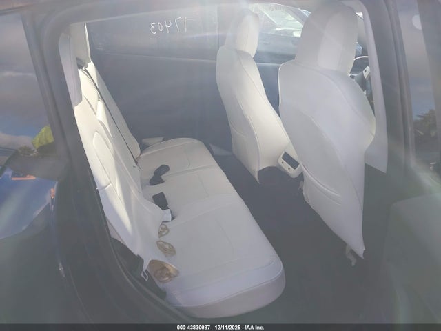 2023 TESLA MODEL Y 7SAYGDEE3PF586332 Photo 7