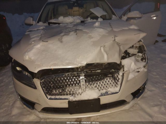 2020 LINCOLN MKZ 3LN6L5A92LR616343 Photo 5