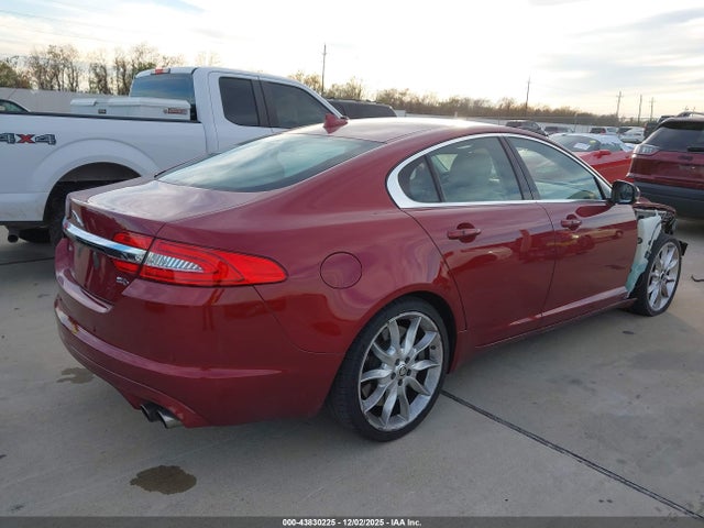 2013 JAGUAR XF SAJWA0HE0DMS71406 Photo 3