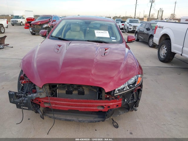 2013 JAGUAR XF SAJWA0HE0DMS71406 Photo 5