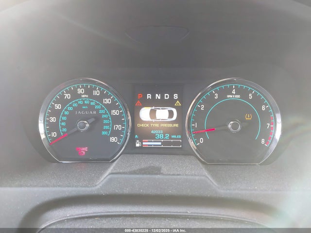 2013 JAGUAR XF SAJWA0HE0DMS71406 Photo 6