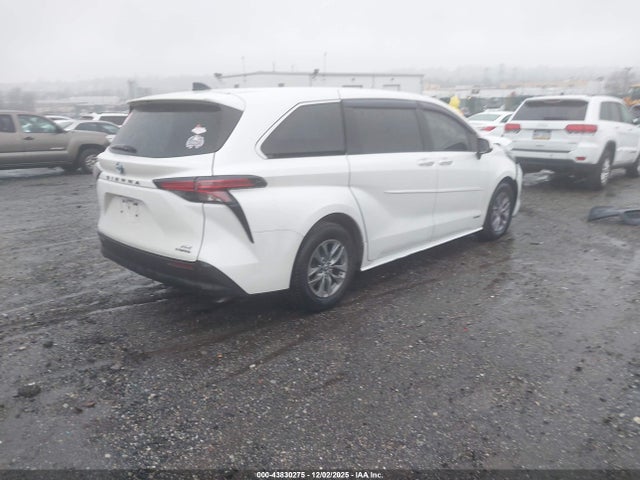 2021 TOYOTA SIENNA 5TDYRKEC1MS005816 Photo 3