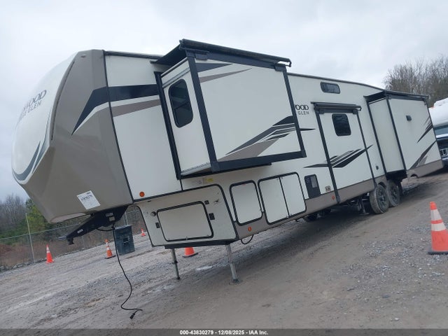 Wildwood Other 2022 4X4FWBN21NV706347 Image 2