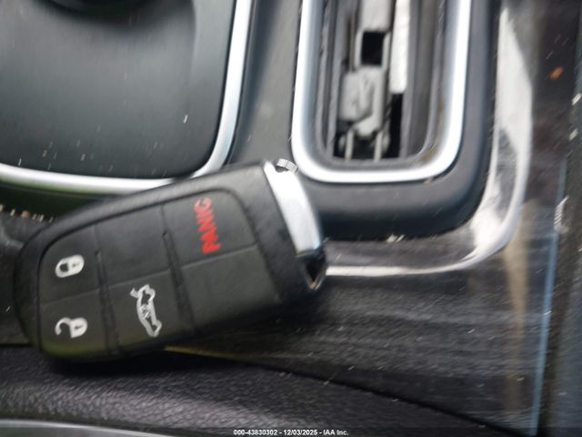 2015 CHRYSLER 300 2C3CCAAGXFH876878 Photo 10