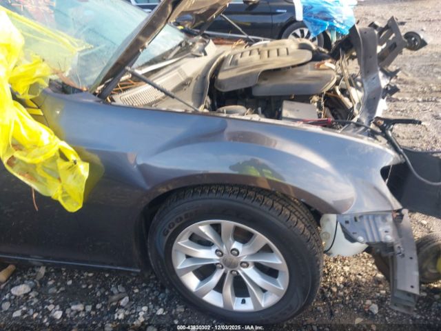 2015 CHRYSLER 300 2C3CCAAGXFH876878 Photo 5