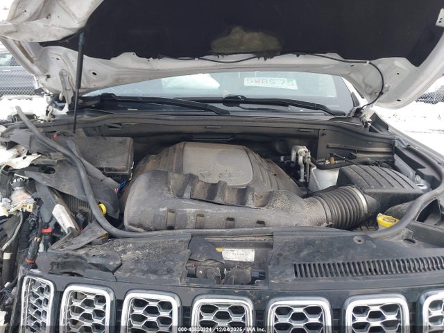 1C4RJFCT1MC564628 Jeep Grand Cherokee Overland 4x4