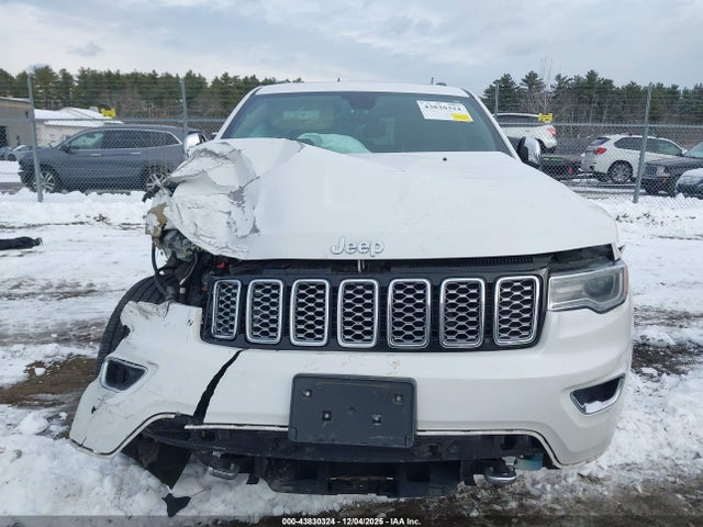 1C4RJFCT1MC564628 Jeep Grand Cherokee Overland 4x4