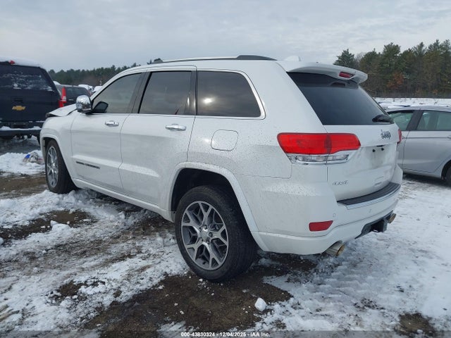 1C4RJFCT1MC564628 Jeep Grand Cherokee Overland 4x4