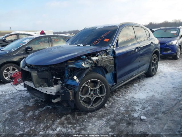 2018 ALFA ROMEO STELVIO ZASFAKPN3J7B62158 Photo 1
