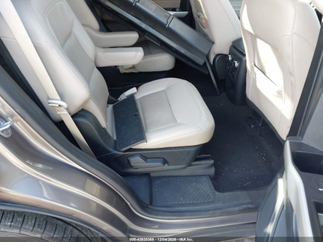 2021 FORD EXPLORER 1FMSK8FH6MGB06718 Photo 7