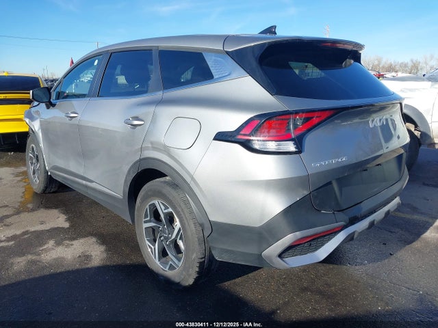 KIA Sportage Lx 2023 KNDPUCAF4P7210707 Image 3