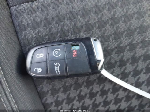 2015 DODGE CHALLENGER 2C3CDZAT4FH703124 Photo 10