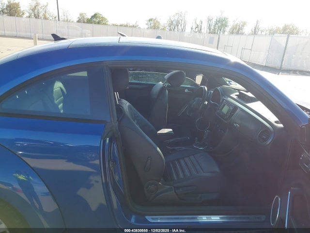 3VWVS7AT9EM626861 Volkswagen Beetle 2.0t R-line