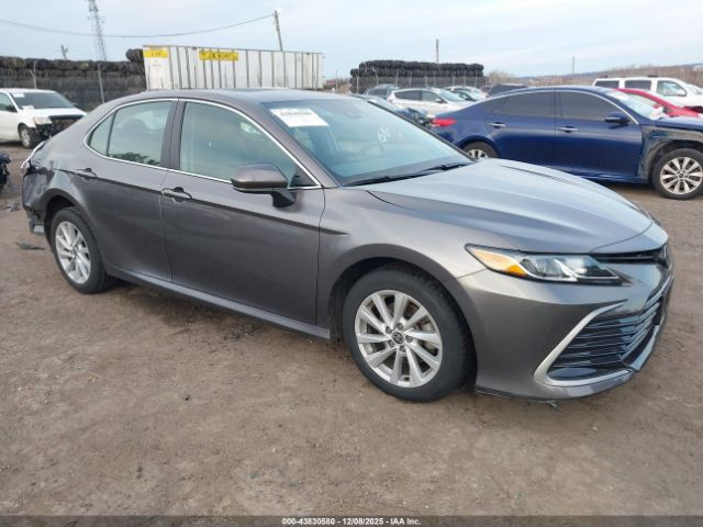 2021 TOYOTA CAMRY 4T1C11AK7MU410272