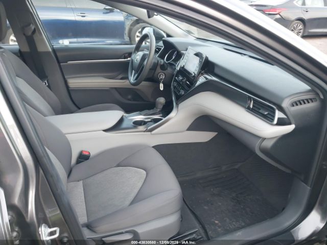 2021 TOYOTA CAMRY 4T1C11AK7MU410272 Photo 4