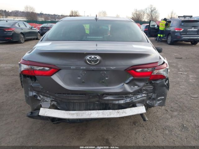2021 TOYOTA CAMRY 4T1C11AK7MU410272 Photo 5