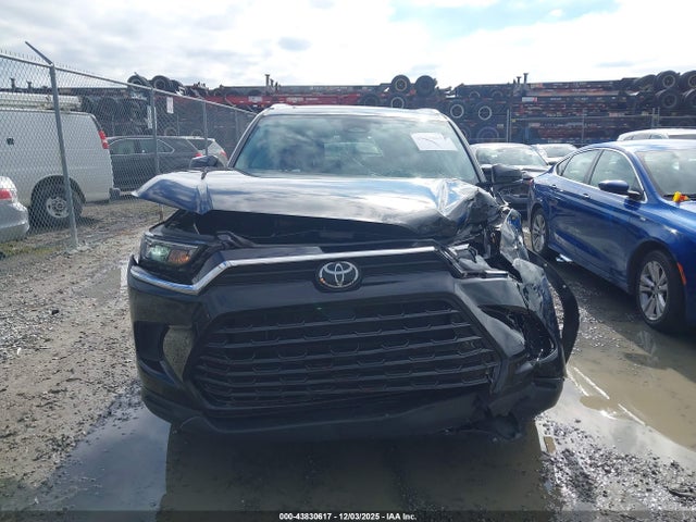 Toyota Grand Highlander Xle 2024 5TDAAAA52RS017832 Image 12