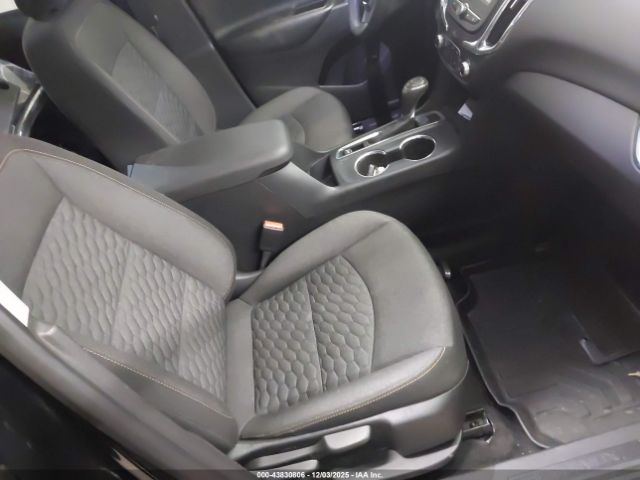 2019 CHEVROLET EQUINOX 3GNAXUEV9KL359498 Photo 4