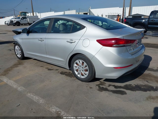 5NPD74LF0JH317365 Hyundai ELANTRA SE