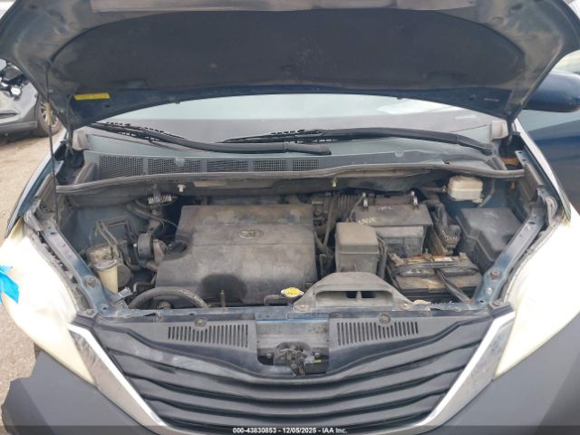 2011 TOYOTA SIENNA 5TDKK3DC7BS022604 Photo 9