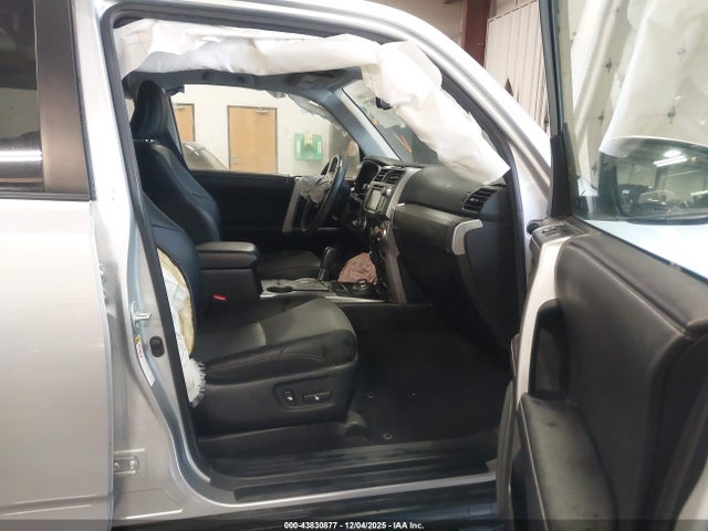 JTEBU5JRXK5707826 Toyota 4RUNNER SR5