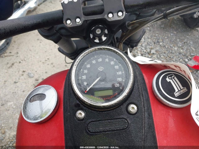 2012 HARLEY-DAVIDSON FXDWG 1HD1GPM15CC327958 Photo 6