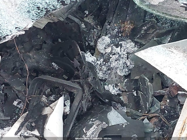 2024 TESLA MODEL S 5YJSA1E59RF536637 Photo 10