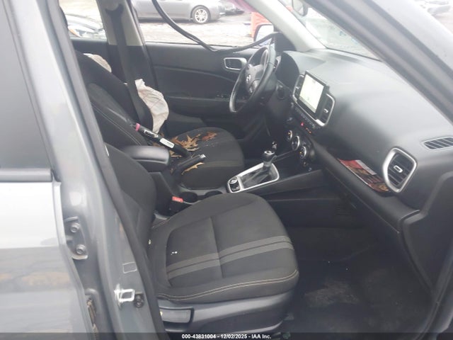2021 HYUNDAI VENUE KMHRC8A34MU094349 Photo 4