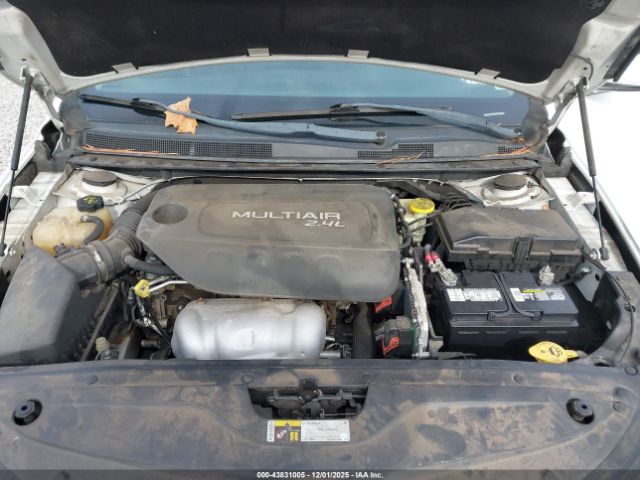 2015 CHRYSLER 200 1C3CCCAB0FN693092 Photo 9