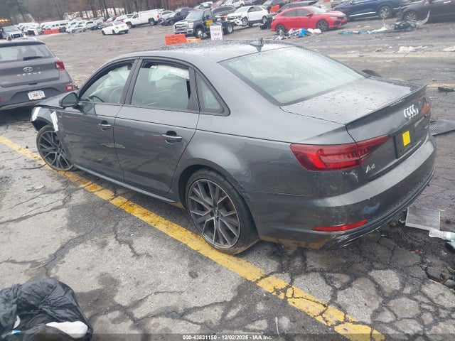 2019 AUDI A4 WAUENAF49KA015369 Photo 2