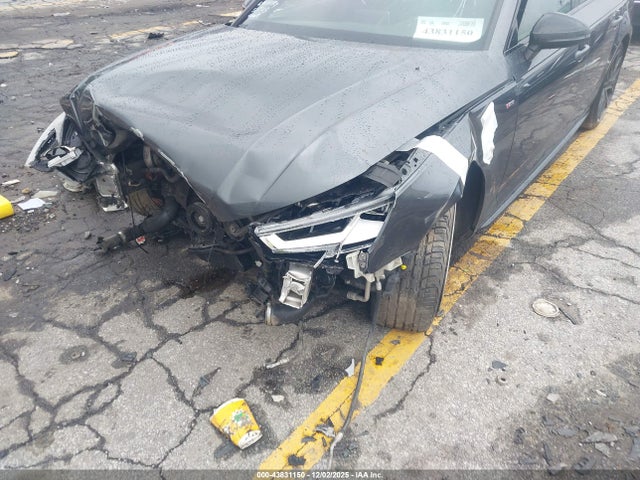 2019 AUDI A4 WAUENAF49KA015369 Photo 5