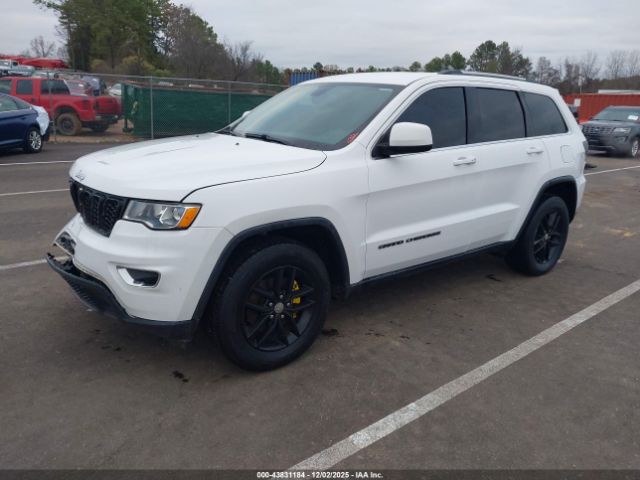 2017 JEEP GRAND CHEROKEE 1C4RJEAG9HC605545 Photo 1