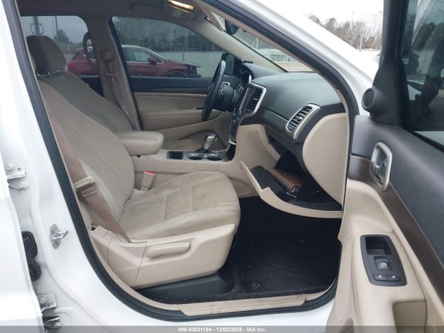 2017 JEEP GRAND CHEROKEE 1C4RJEAG9HC605545 Photo 4